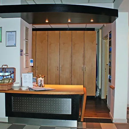 Fletcher Valkenburg 4*