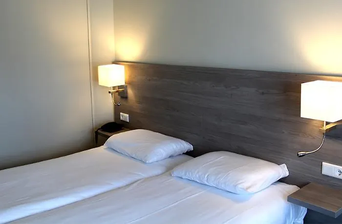 Fletcher Valkenburg 4*