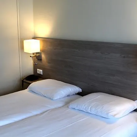 Fletcher Valkenburg 4*