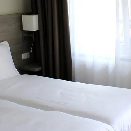 Fletcher Valkenburg Otel 4*