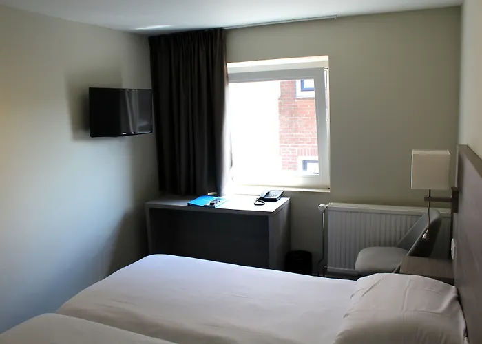 Fletcher Valkenburg 4*